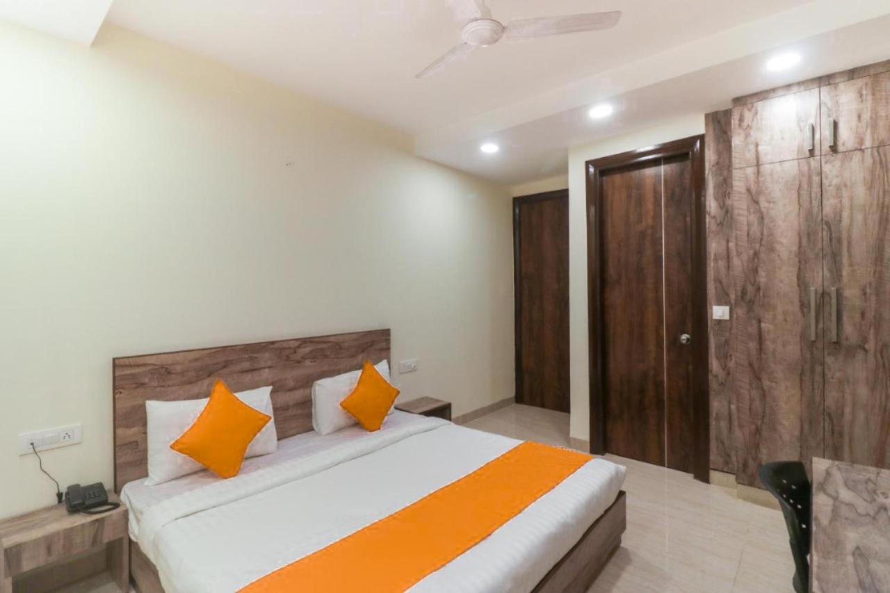 Fabhotel Comfort Residency II Gurgáon Kültér fotó